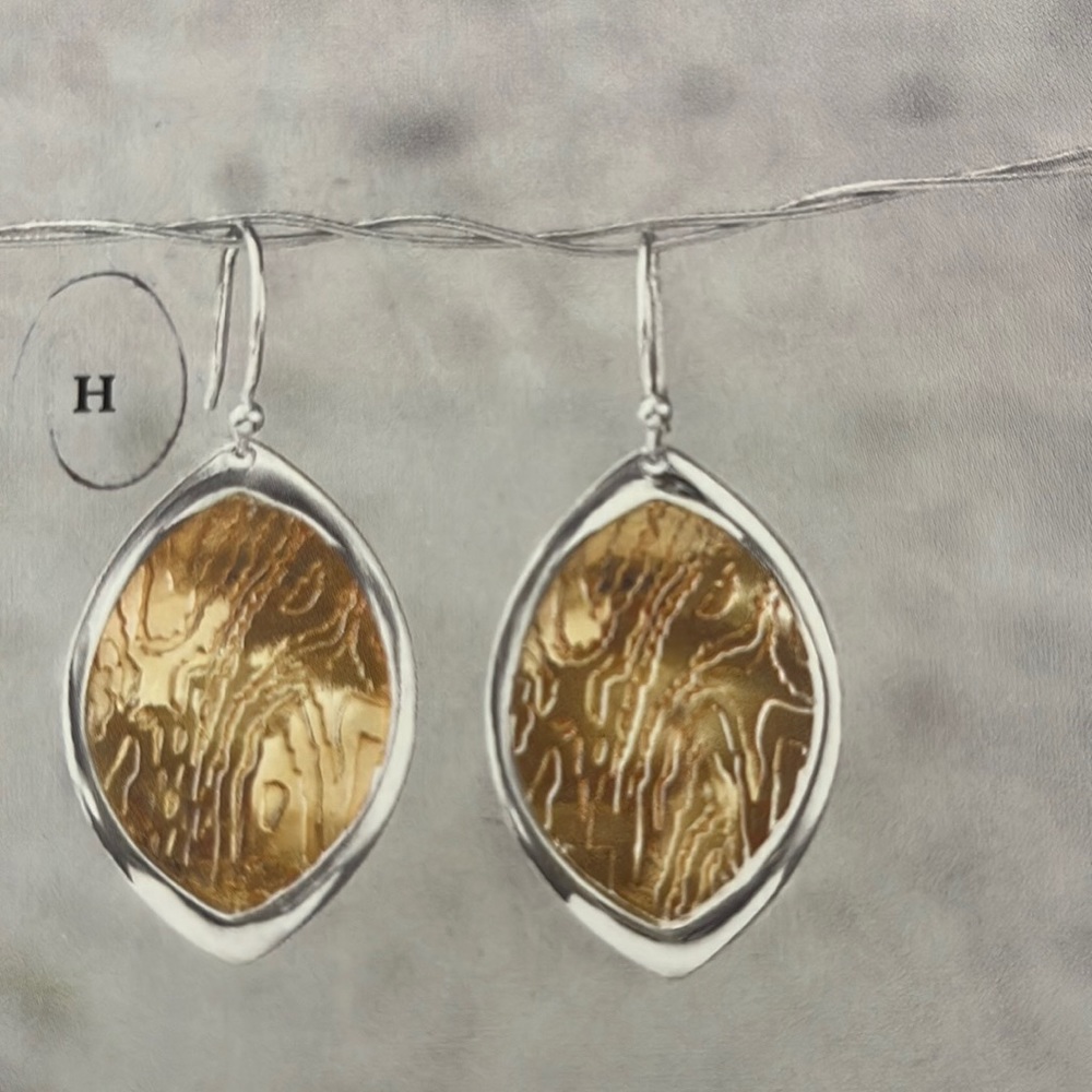 Timber earrings